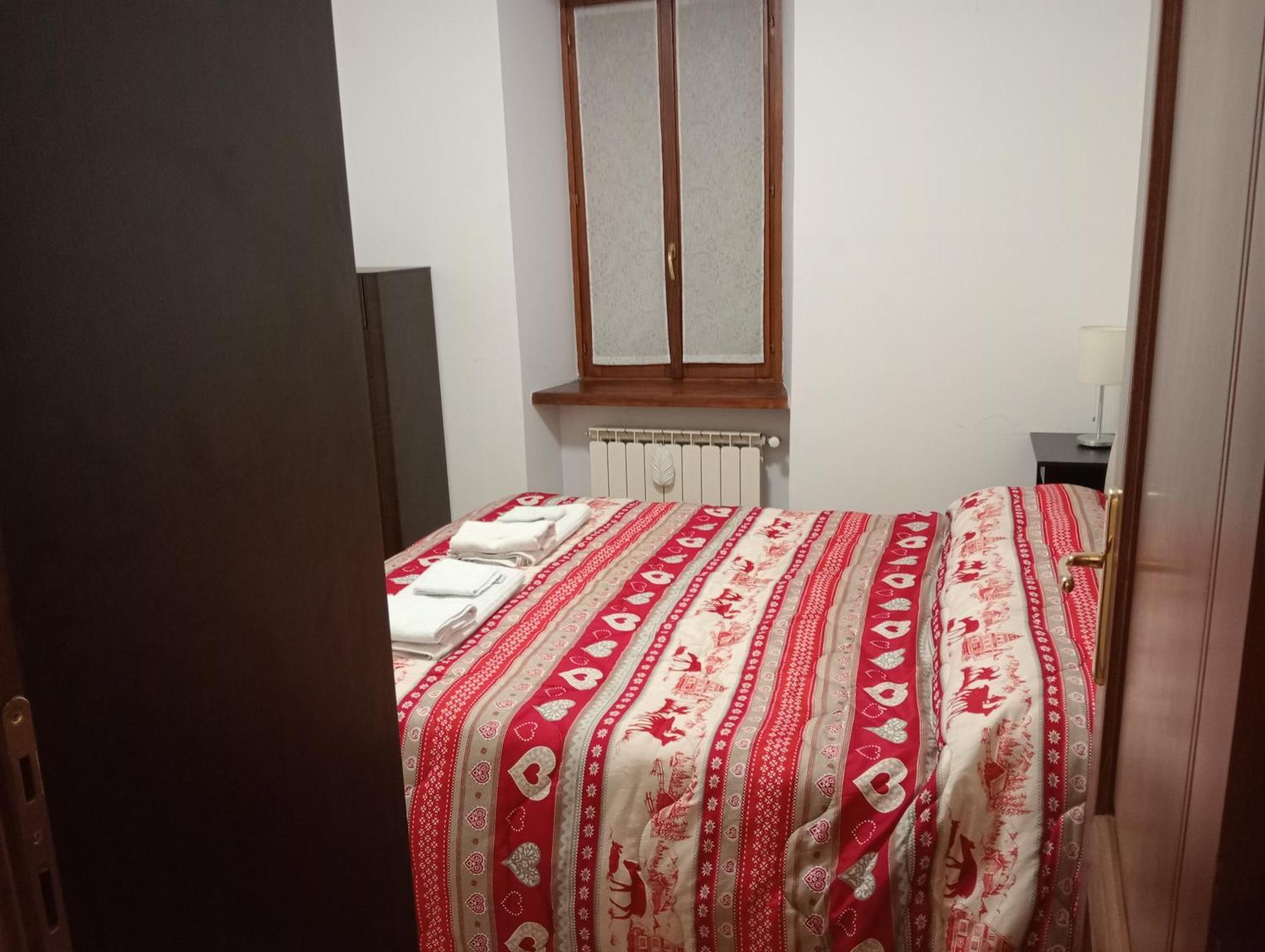 Mansarda Monte Bianco Apartment La Salle Luaran gambar
