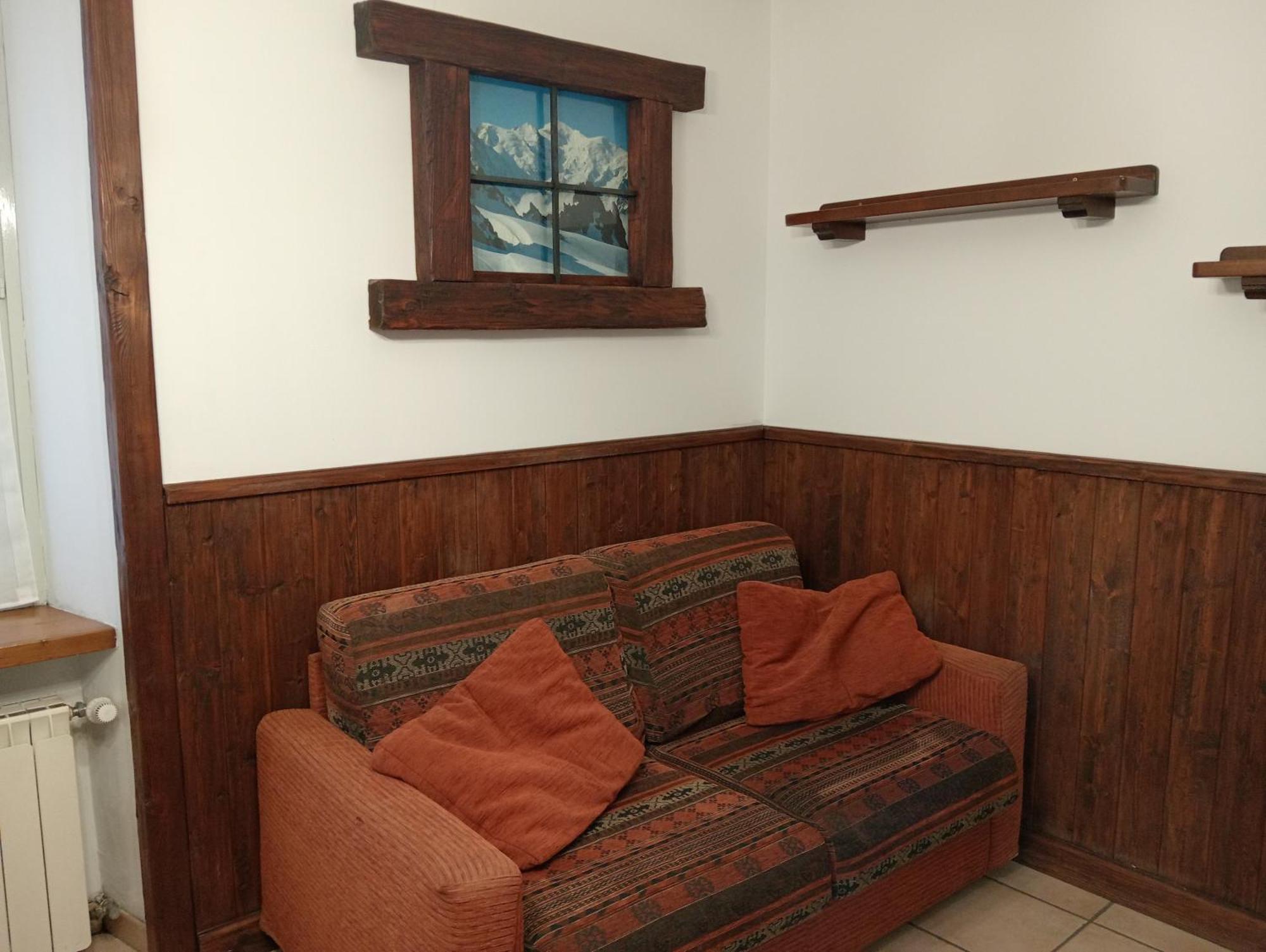 Mansarda Monte Bianco Apartment La Salle Bilik gambar