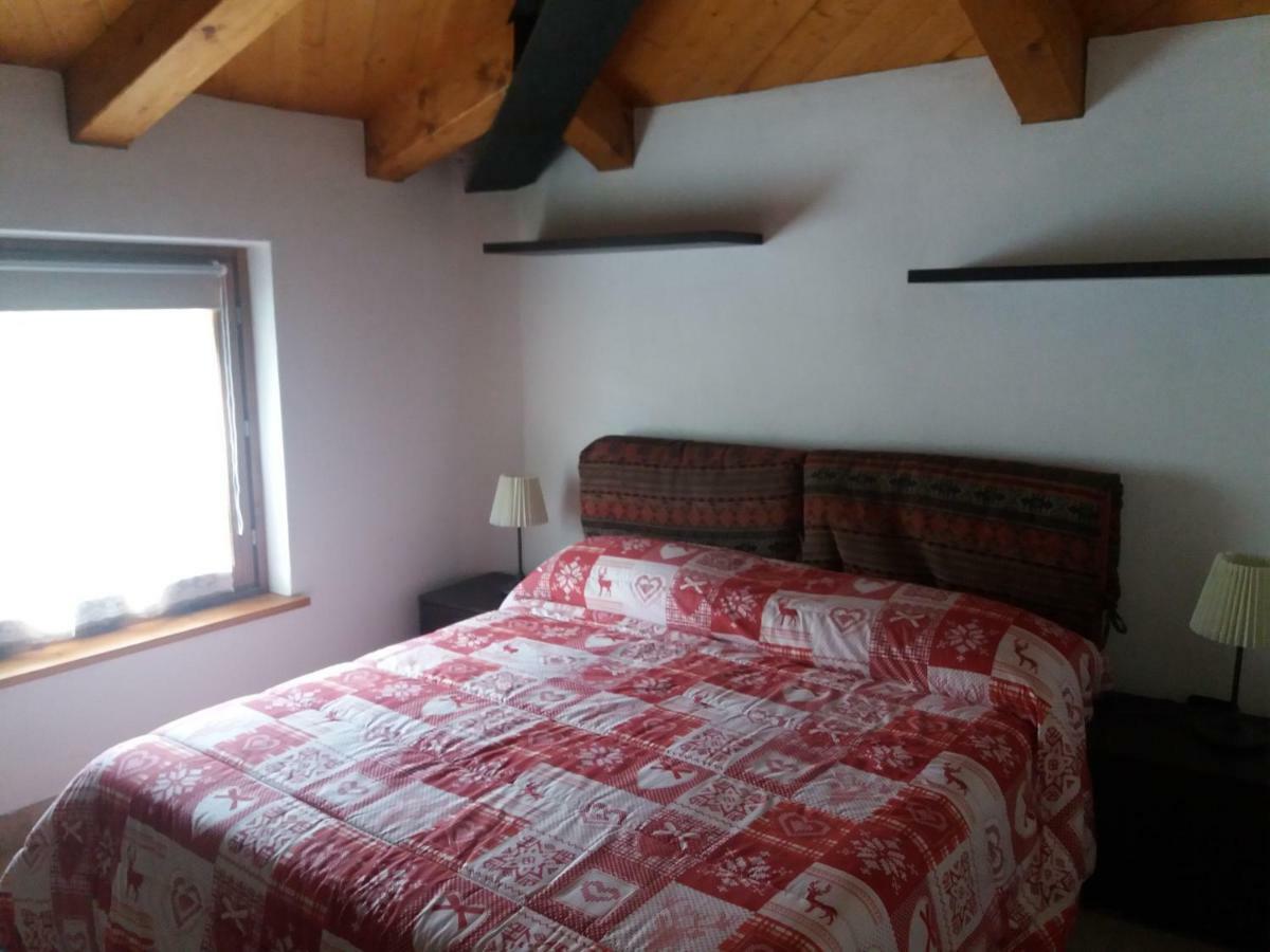 Mansarda Monte Bianco Apartment La Salle Luaran gambar